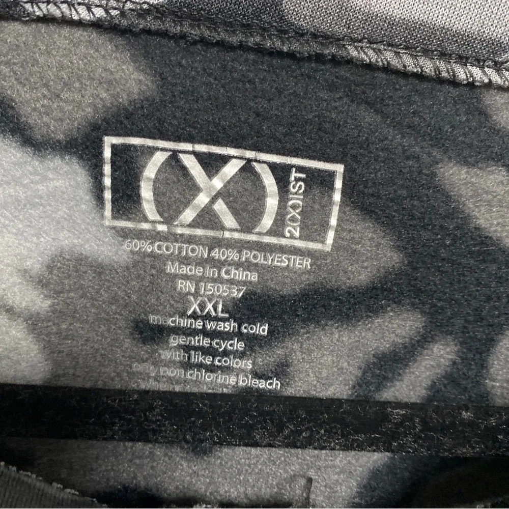 2 ( X )ist Performance Camo Pullover 1/4 Zip Front Size XXL Grey/Black - Picture 3 of 4
